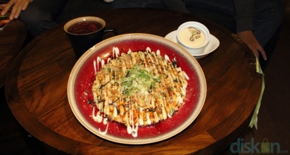 Hakone Resto, Okonomiyaki Lezat Racikan Chef Internasional