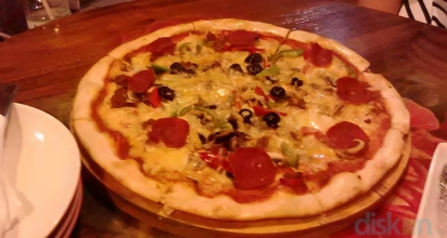 Pafito Pizza, Gerai Mungil Penyaji Pizza Lezat dari Seturan