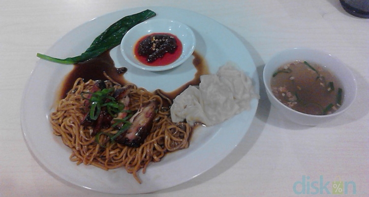 Phuket Asian Noodle, Surganya Para Penggila Menu Mie Jogja