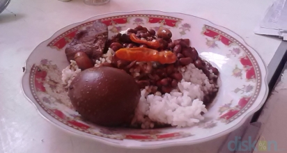 Brongkos Bu Seti, Hidangan Lezat Menyambut Pagi dari Jl. Cik Ditiro