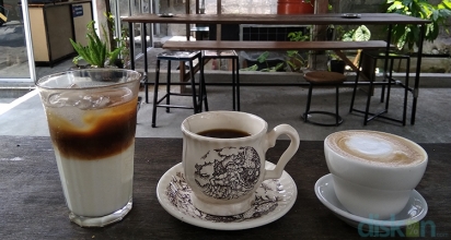 Cerita-Cerita dalam Sebuah Gerai Kopi: Pier Coffee