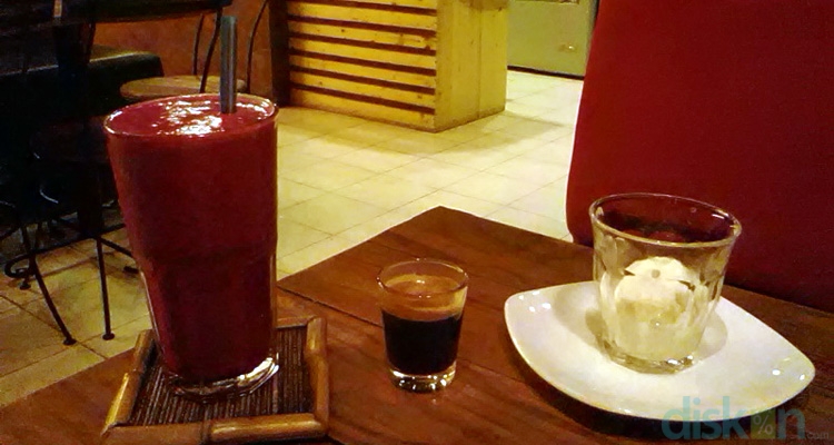 Habiskan Malam ditemani Secangkir Affogato dan Segelas Jus Segar di 91 Coffee Jogja