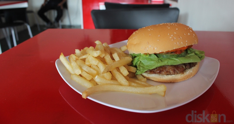 Mels Burger, Burger Juicy Lucy yang Dijamin Bikin Ngiler Jogja