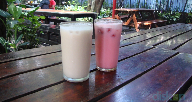 Meneguk Segarnya Yoghurt Cisangkuy Jogja
