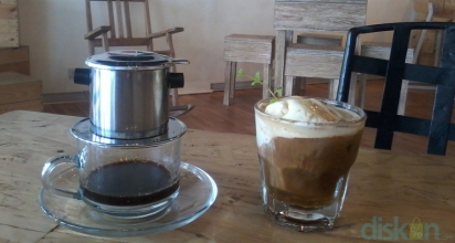 Menikmati Mantapnya Awor Coffee Cream dan Wamena Vietnam Drip di Pagi Hari ala Awor Coffee